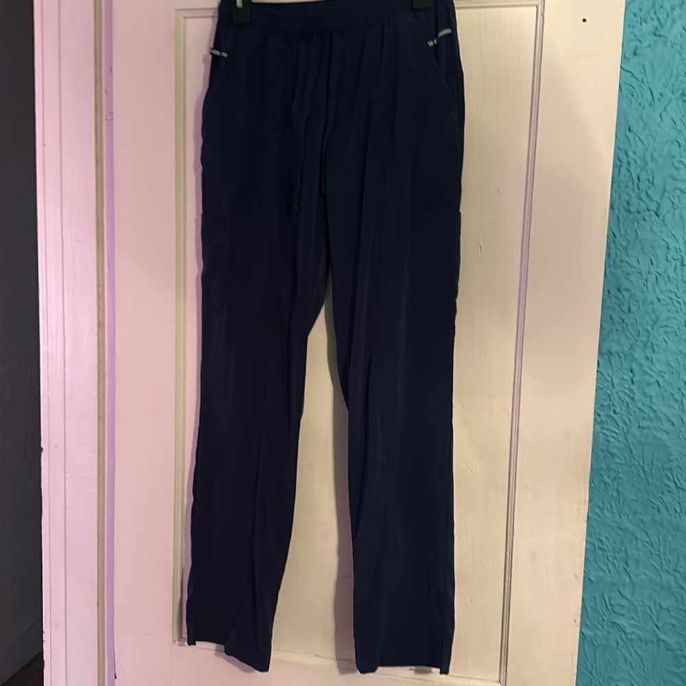 Scrub pants